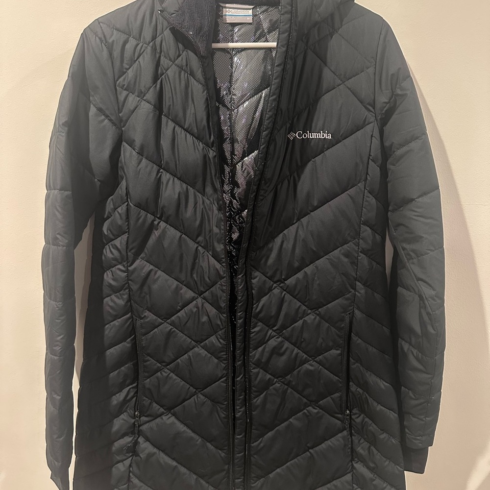 Columbia Women's Black Puffer Coat